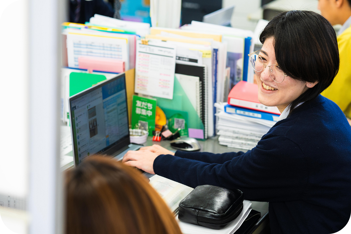 スタッフが協力し合える